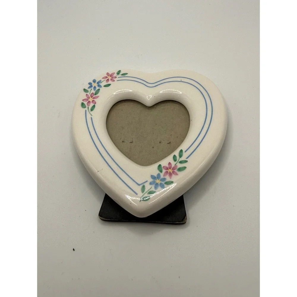 Vintage Ceramic Heart Picture Mmini Frame White Floral Blue Pink Tabletop Decor
